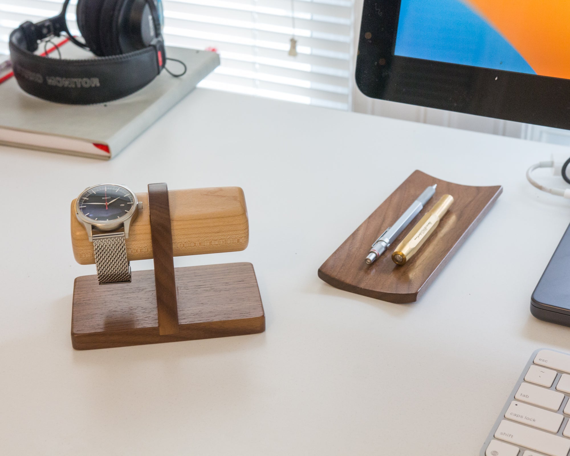 Intentional Desk Set