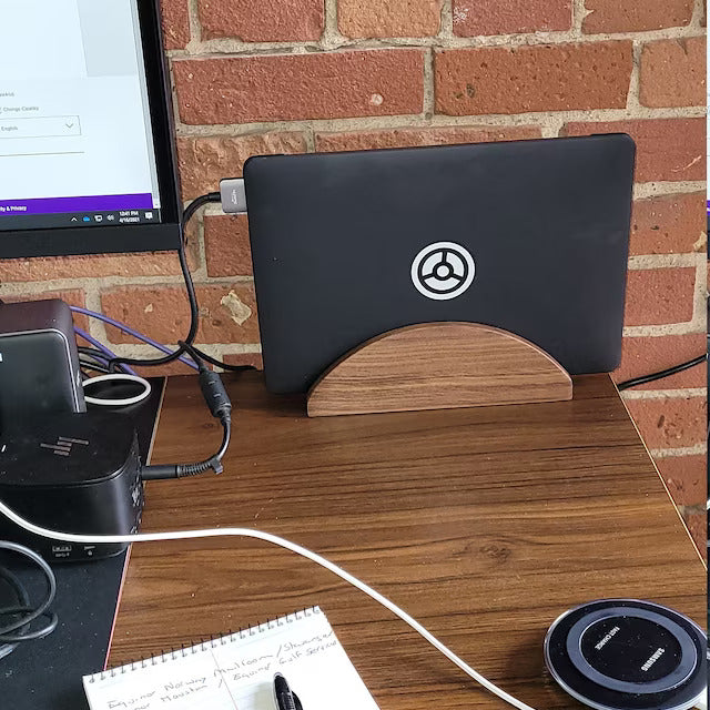 Laptop Stand (Walnut)